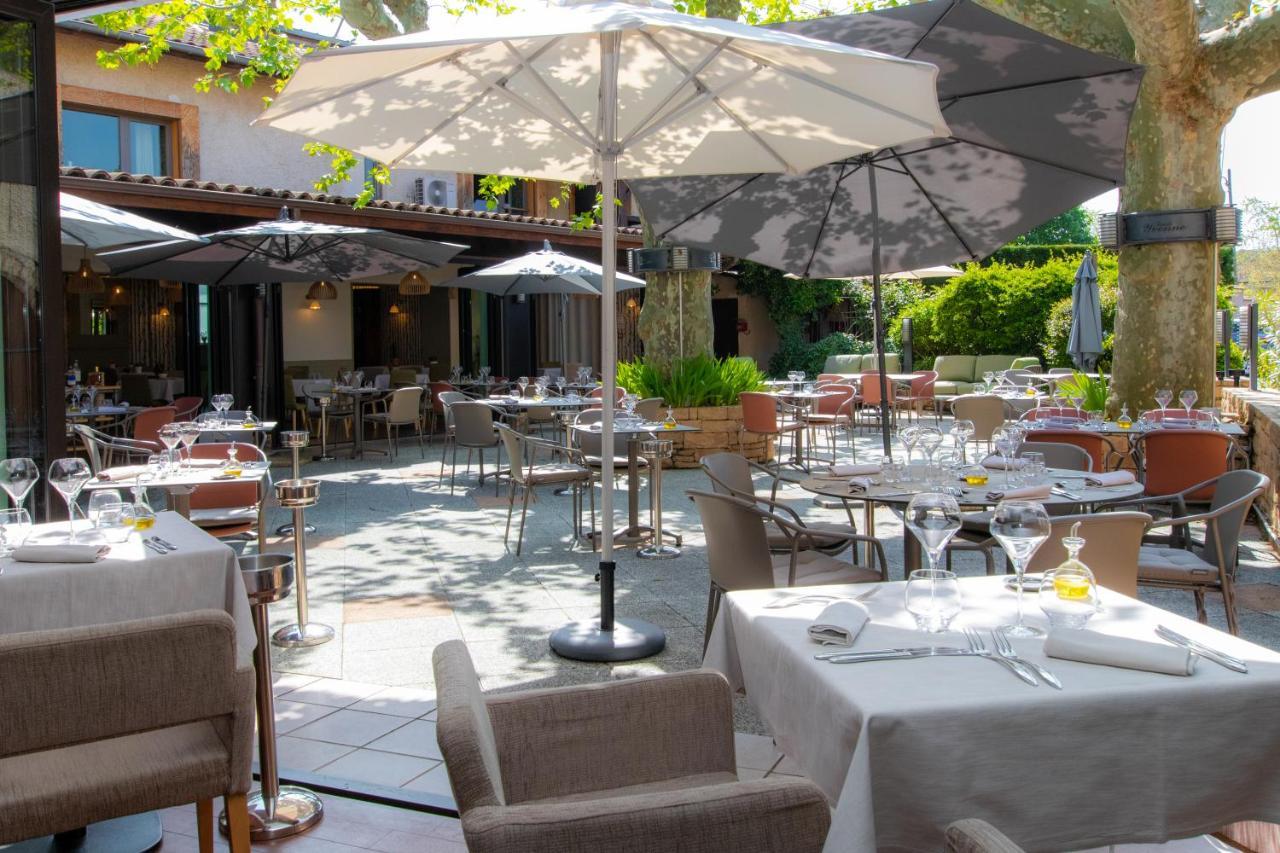 Quincieux Logis Hotel Tante Yvonne & Son Restaurant Semi-Gastronomique - Lyon Nord מראה חיצוני תמונה