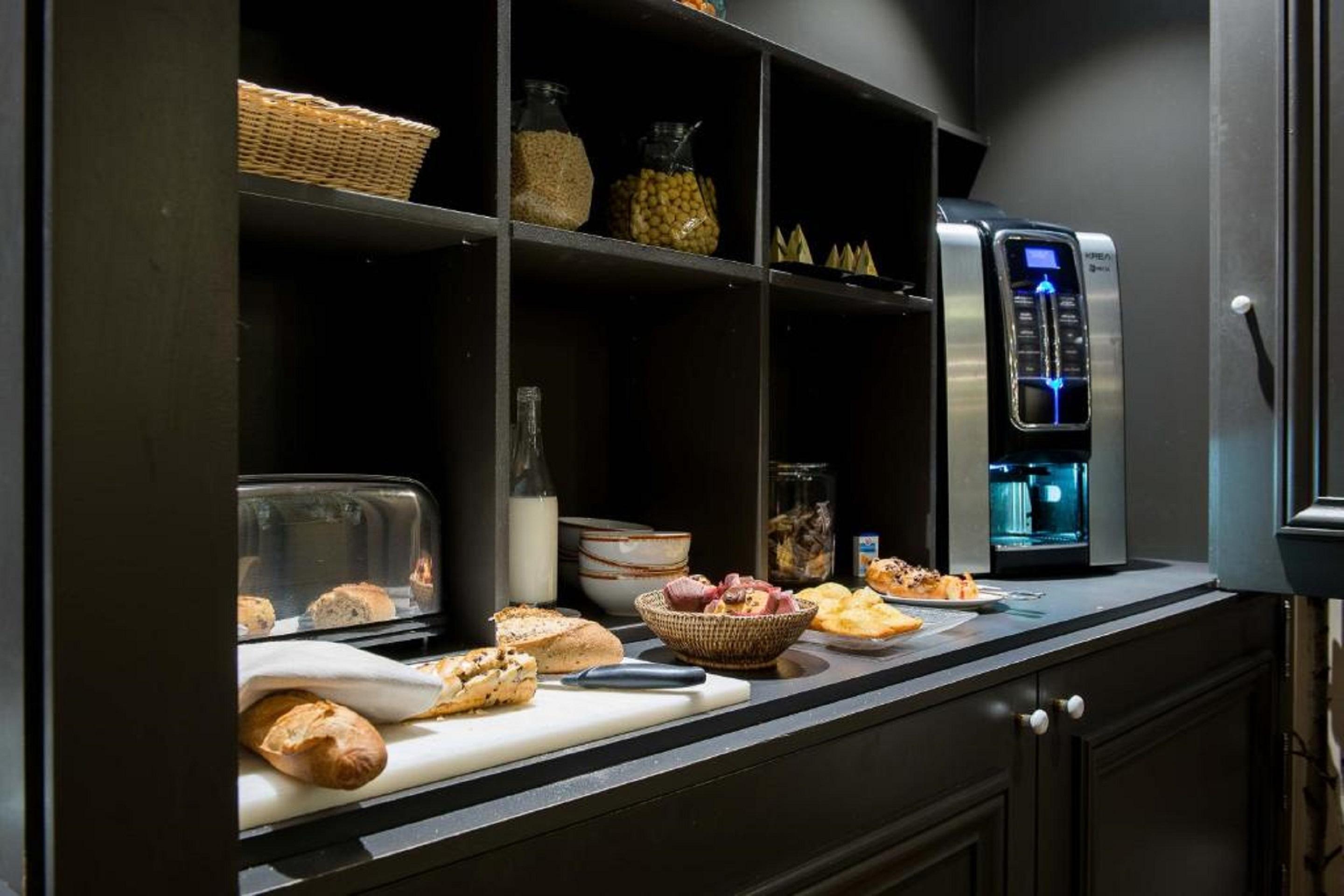 Quincieux Logis Hotel Tante Yvonne & Son Restaurant Semi-Gastronomique - Lyon Nord מראה חיצוני תמונה