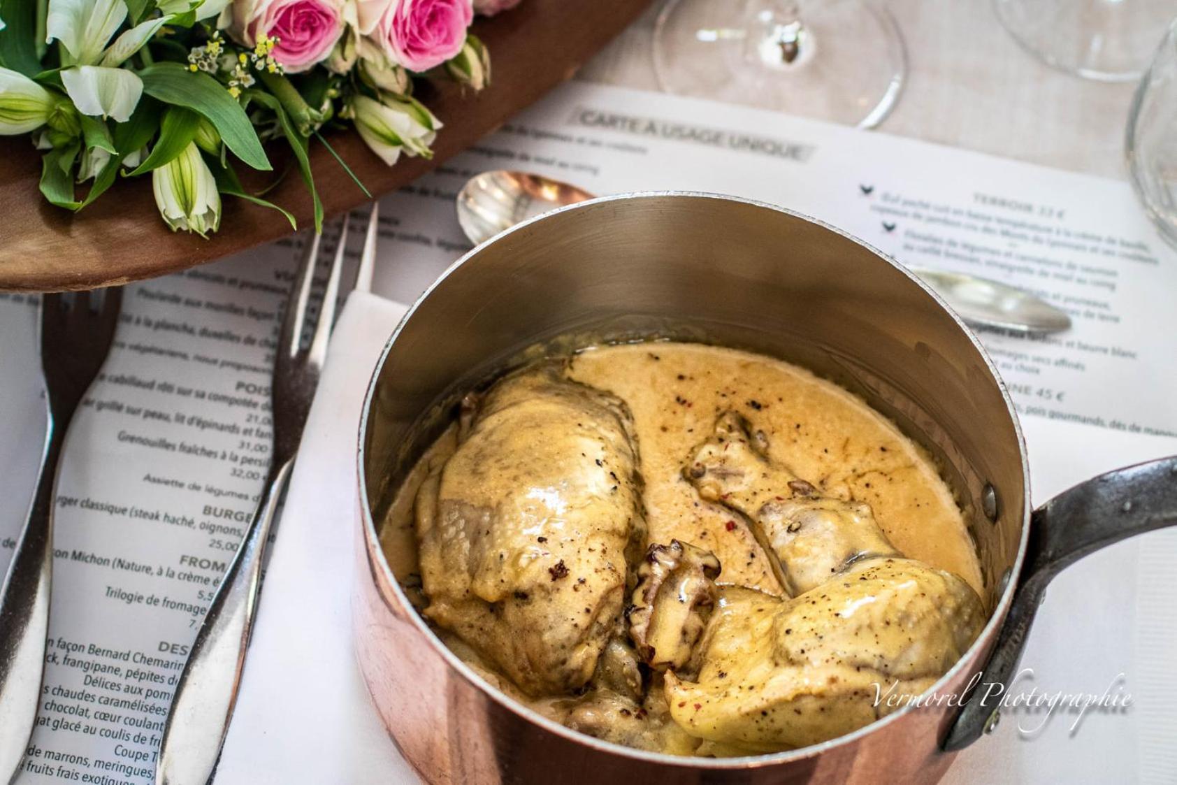 Quincieux Logis Hotel Tante Yvonne & Son Restaurant Semi-Gastronomique - Lyon Nord מראה חיצוני תמונה