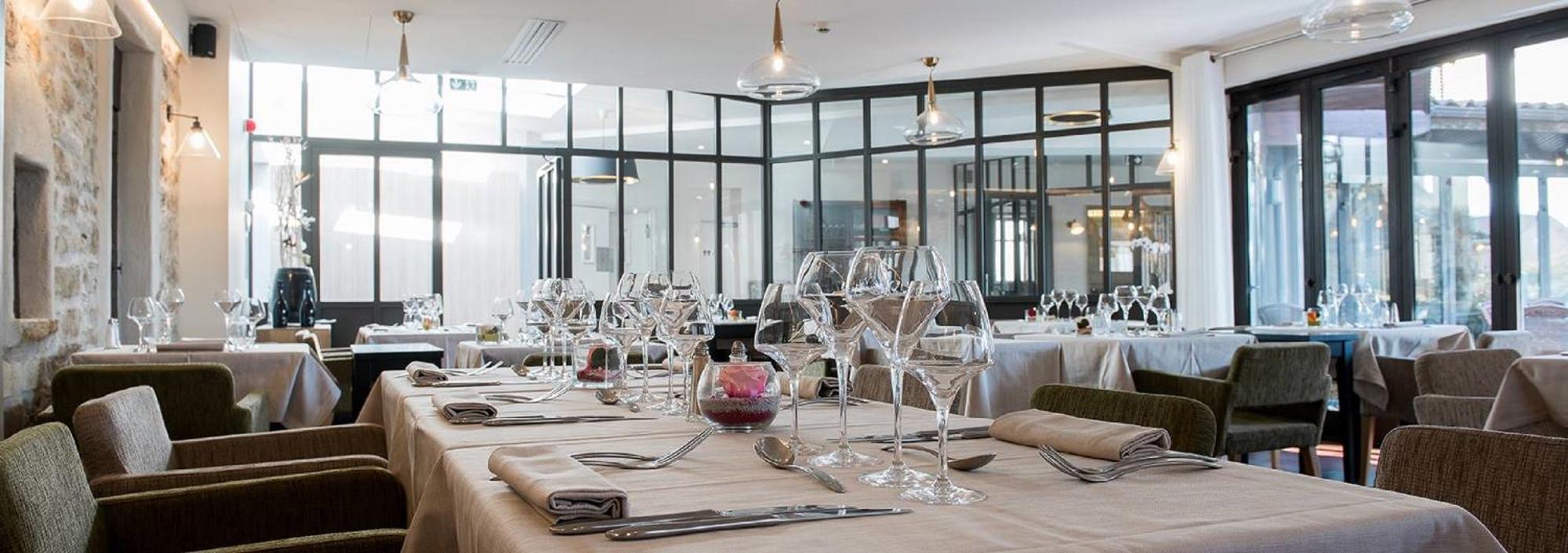 Quincieux Logis Hotel Tante Yvonne & Son Restaurant Semi-Gastronomique - Lyon Nord מראה חיצוני תמונה